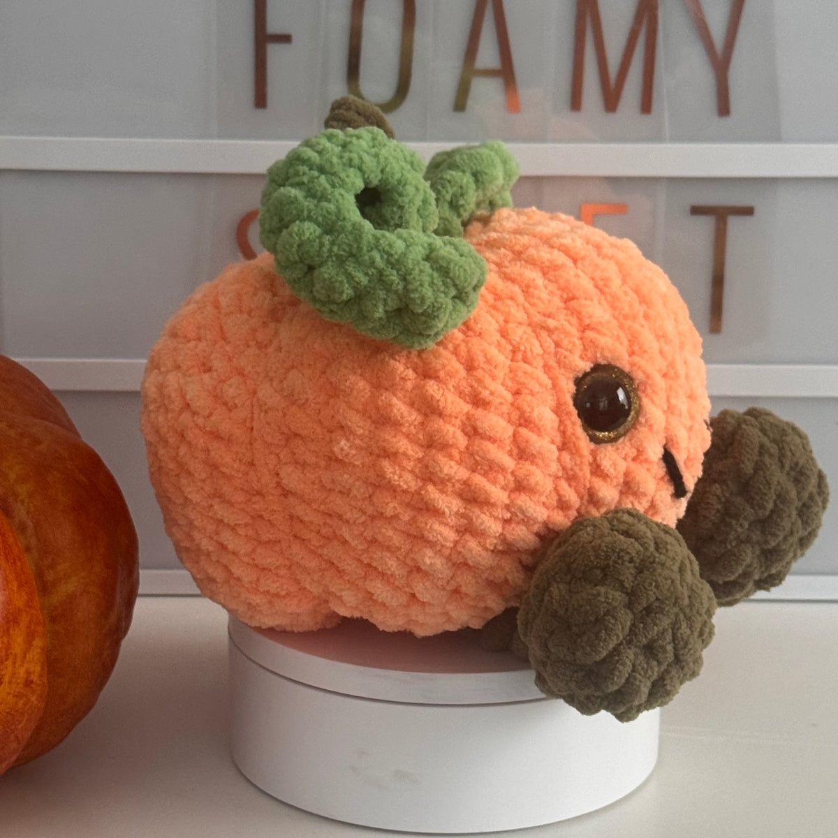 Super Soft Plush Crochet Smiling Pumpkin Stuffed Toy Handmade Fall & Thanksgiving Decor Amigurumi