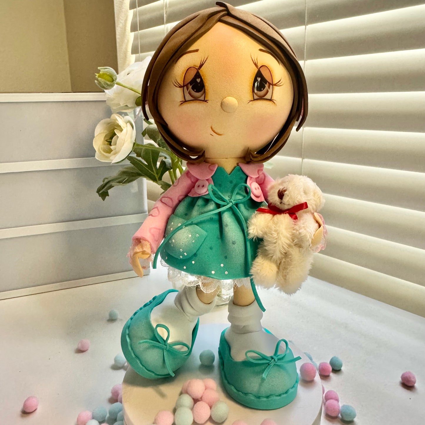 Emma: Sweet Fofucha Doll with Teddy Bear 🧸✨(Muñeca Fofucha Emma con Osito de Peluche)