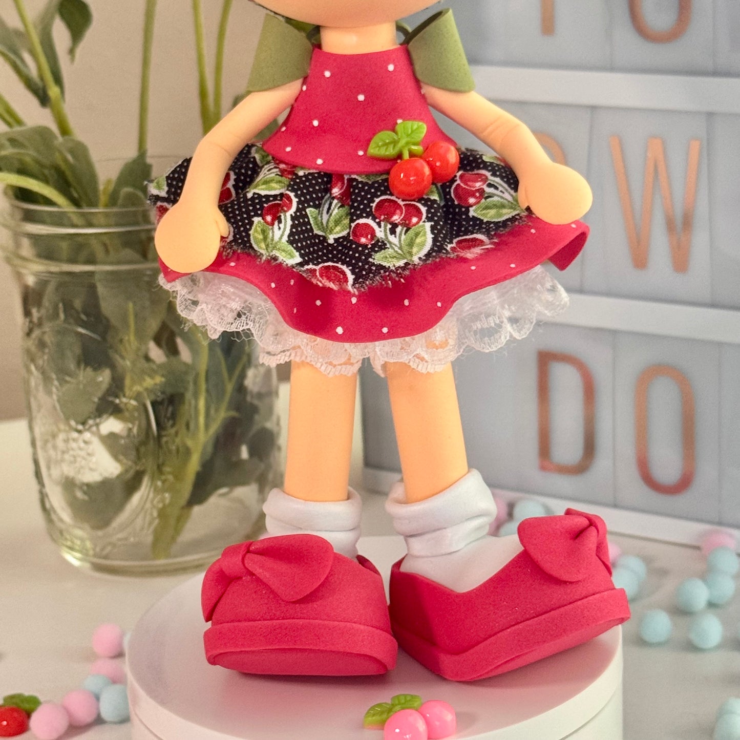 Fofucha Cereza – 9" Handcrafted Collectible Doll / Muñeca de Foamy Artesanal