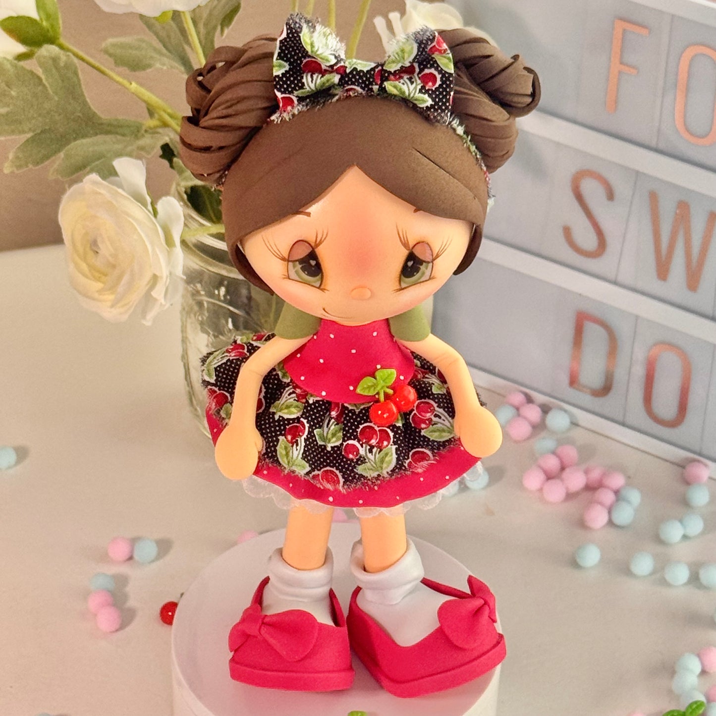 Fofucha Cereza – 9" Handcrafted Collectible Doll / Muñeca de Foamy Artesanal
